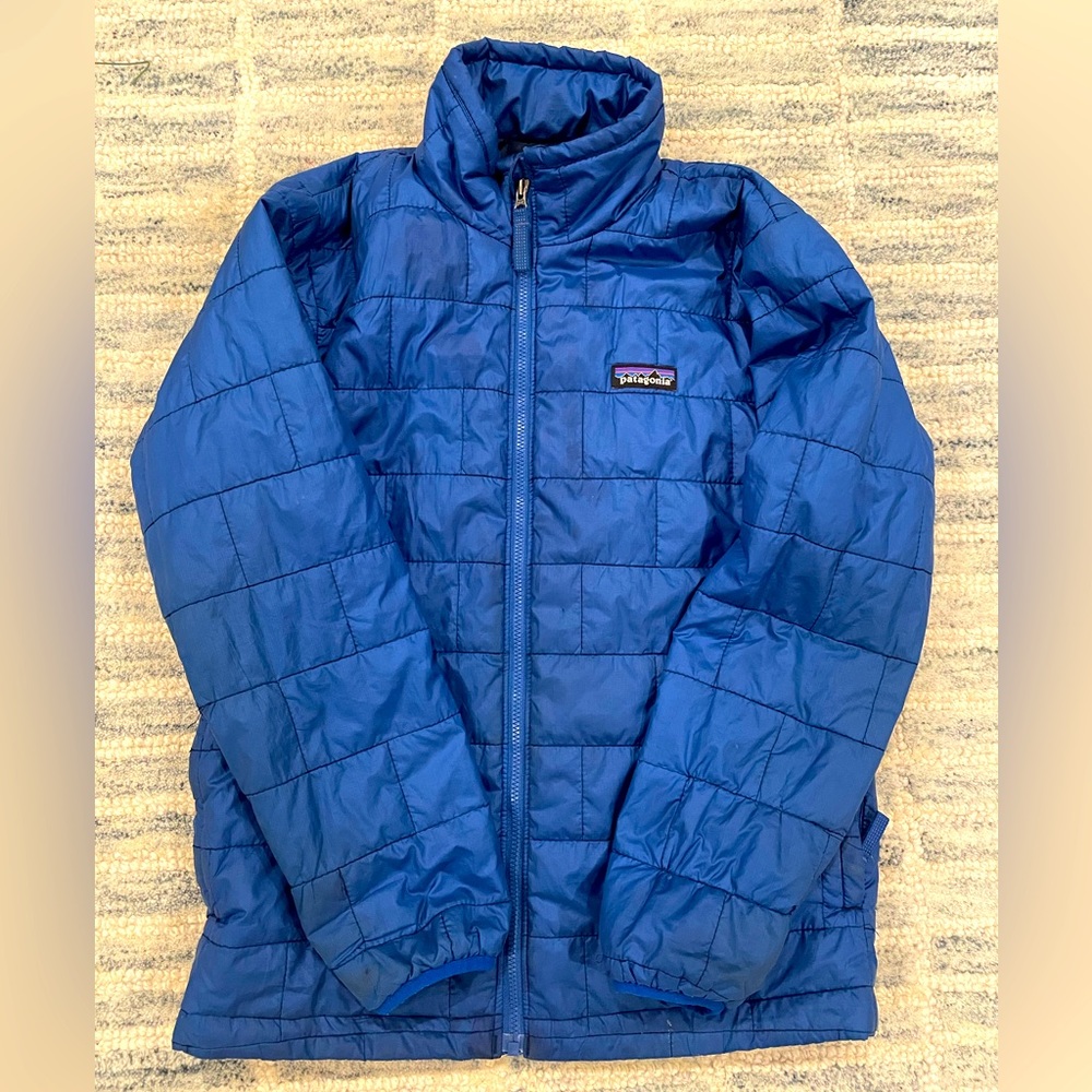 Boys Patagonia nanopuff jacket